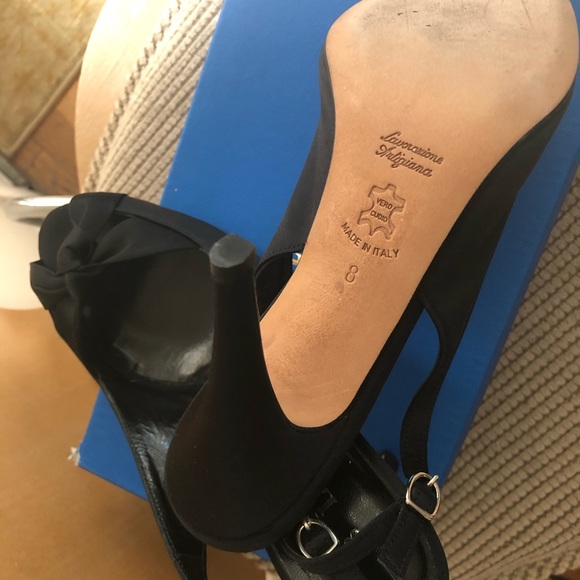 Something Bleu Sling Back Heels - Picture 4 of 8